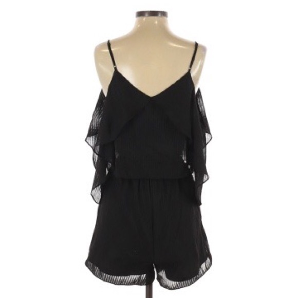 Leith Cold Shoulder Romper - Picture 3 of 5